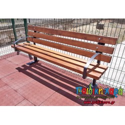 Ξύλινο παγκάκι 6 ξύλων με μεταλλικές βάσεις
